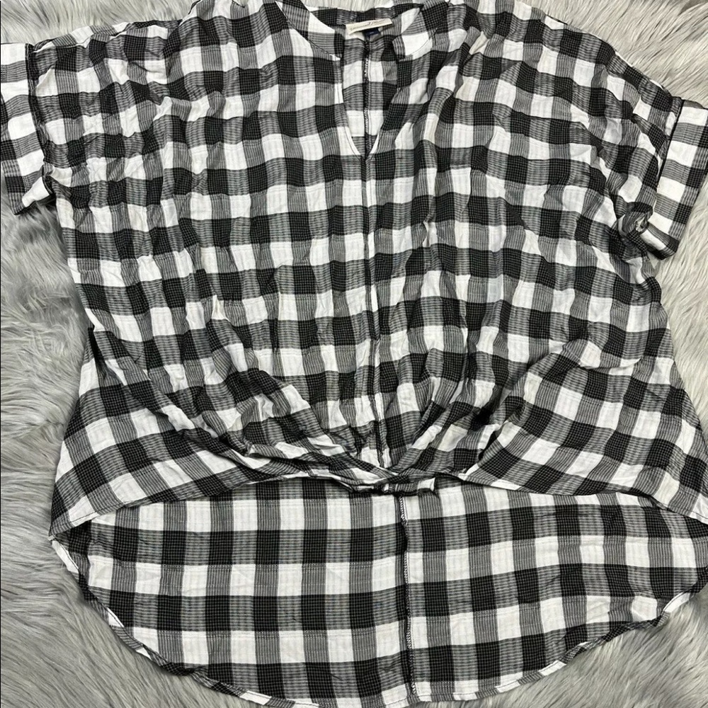 Universal Thread Black White Plaid High Low Top Size XXL
